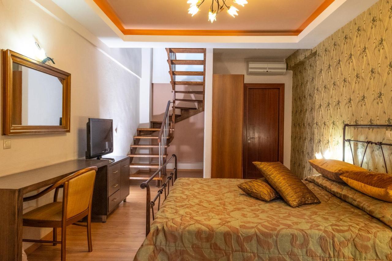 Country Inn Kallithea  Exterior photo